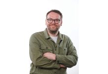 Stand out in a crowded market with e-commerce strategies