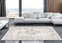 Louis De Poortere releases 2025 top sellers list